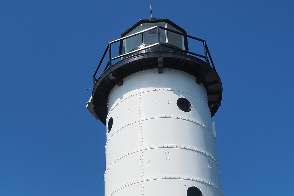 Manistee North Pier Lighthouse & Coast Guard Station